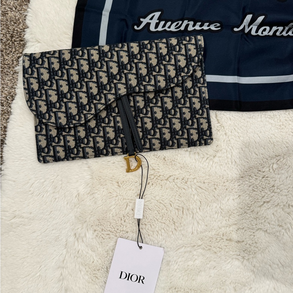 💯Authentic **BRAND NEW**— Christian Dior
